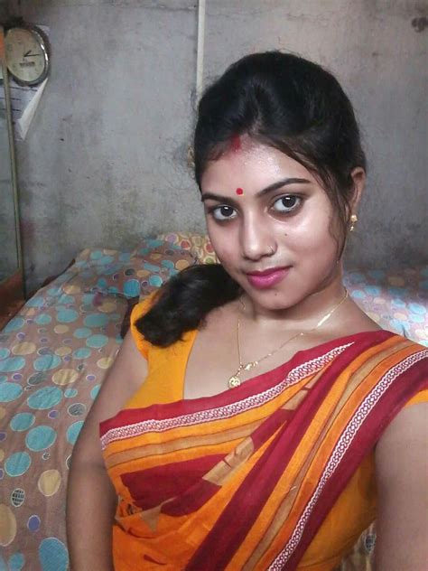 bhabhi nude pics|Desi Bhabhi Porn Pics: Nude Women in Free Sex Photos